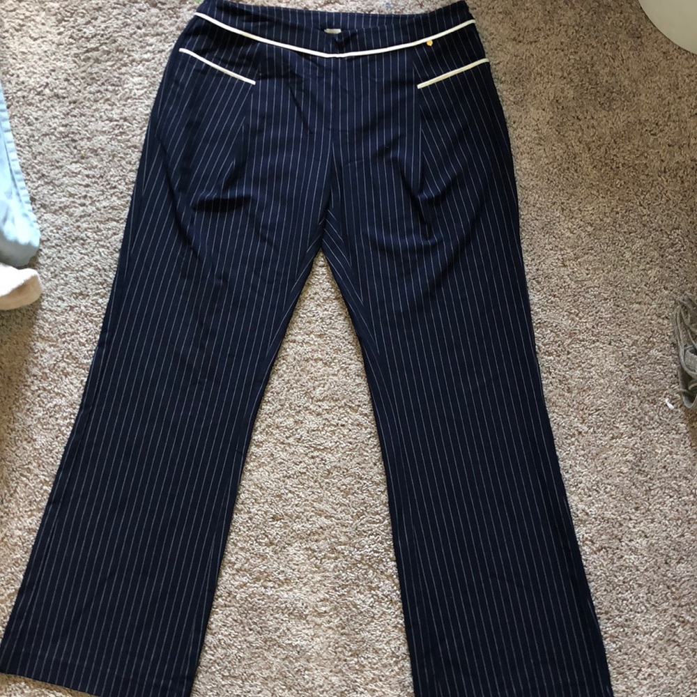 Hayrn Dress slacks sz Small Petite